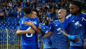 Майкъл Чорни го направи: Гледа Левски и каза силни думи за "сините" и Наско Сираков