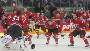 Канада стигна финала на световното по хокей