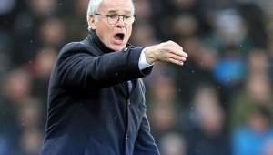 "Лисицата" Раниери го играе умряла лисица