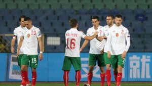 Георги Дерменджиев повика само 7 "чужденци" за мачовете с Ейре и Уелс