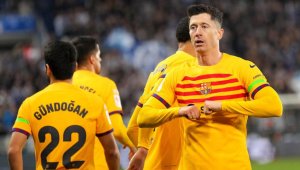 Барса удари Алавес, Роке с гол и червен картон 