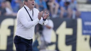 Радост на "Герена": Славиша Стоянович остава треньор на Левски