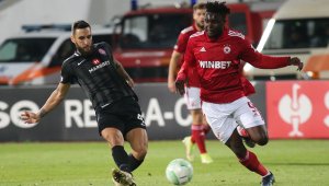 ЦСКА надигра Зоря Луганск, но загуби след куп пропуски пред украинската врата