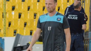 Топчо иска да води Левски и след Нова година