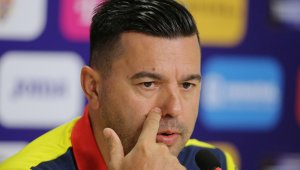 Румъния остана без национален селекционер, Козмин Контра подаде оставка