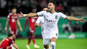 Невиждано! Диви "жребчета" прегазиха звездния Байерн с 5:0 + СНИМКИ