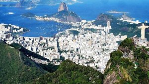 Биг брадър за 100 души в Рио