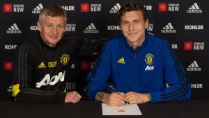 ОФИЦИАЛНО: Юнайтед с още един ключов ход, преподписа и с Линдельоф