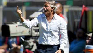 Интер гони Манчини до часове