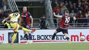 Болоня и Юве завързаха още повече битката за топ 4