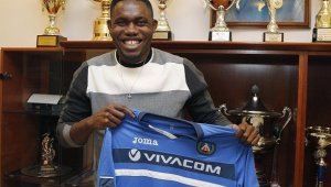 Официално: Менголо подписа с Левски