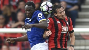 Лукаку: Още съм далече от нивото на Суарес и Кун