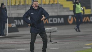 Славиша Стоянович остава треньор на Левски