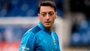 Месут Йозил беше един от най-добрите играчи в света