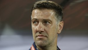 Татуси и секси тяло: Вижте жената на новия ни национален селекционер + СНИМКИ