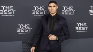 Хакими оставя без пари жената след развода + СНИМКИ