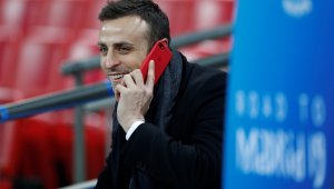 Бербатов за изпадащия Юнайтед: Гледам класирането и се чувствам като ла*но