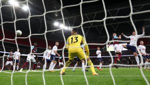 Уест Хям с фантастичен обрат срещу Тотнъм + ВИДЕО