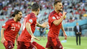 НА ЖИВО: Швейцария - Турция 3:1