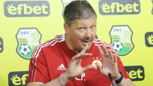 ЦСКА отива на съд? "Дясна ръка" на Любо Пенев си иска парите