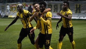 Определиха кога ще са мачовете между Ботев Пловдив и Апоел Никозия