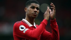 Звезда на Ман Юнайтед катастрофира – как е футболистът