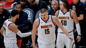 Йокич пак измъкна Денвър в здрава битка срещу Вълците