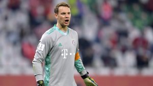 Легенда на Германия подкрепи Нойер в конфликта му с Байерн