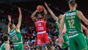 Финалът е Левски - ЦСКА! "Червените" елиминираха Балкан след драма