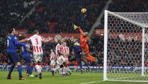 ПРОГНОЗА: Стоук - Манчестър Юнайтед