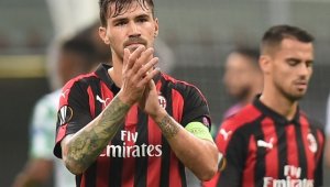 Проблем за Милан: Капитанът Романьоли аут от терените за месец