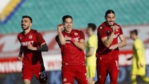 Финалът, който ще реши бъдещето на ЦСКА: Двубоят с Локо Пловдив е много повече от Купа