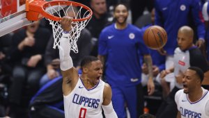 Клипърс трансферира Уестбрук, той отива при Йокич