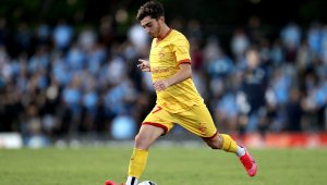 Грандове и звезди се гордеят с хомосексуалиста Кавало + СНИМКИ