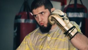 Махачев: Ще удуша Дъстин Порие