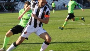 Преди "Битката за Пловдив": Звездата на Локо скита по нощите