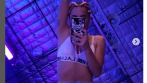 Певица изкушавала Лео Меси с мръсни снимки + ГАЛЕРИЯ