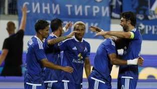 НА ЖИВО: Левски &ndash; Дунав Русе 1:0, сините водят, треснаха и 2 греди