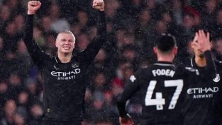 Страхотно шоу! Холанд стигна стотачка, но Сити трепери за 5:4 срещу Фулъм