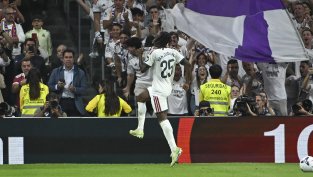 Реал Мадрид надви Виляреал с 1:0 след драма с ВАР и червен картон на Винисиус