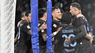 След 20 дузпи Наполи се класира на четвъртфинал!