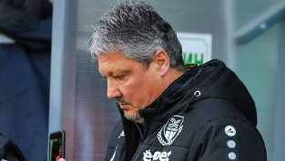 Разкриха подробности за състоянието на Любо Пенев 