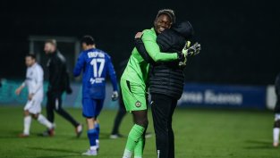 Теории на конспирацията? Родиха се абсурдни версии за издънката на Левски срещу Славия