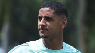 ЦСКА взривява пазара с бижу на бразилски гранд!