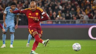 Рома смаза Слован 4:0