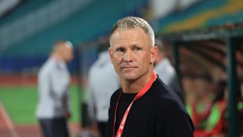 Моралес изригна: Обядвахме, вечеряхме, чакаме десерта