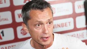 Само Стойчо Младенов остана пред Христо Янев