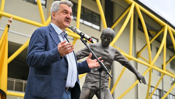 Батков: Левски ще бие пет противника в Лига Европа