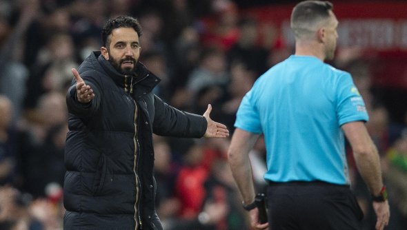 Мнението на Gol.bg: Играта на Юнайтед през вторите полувремена е тотална бъркотия 