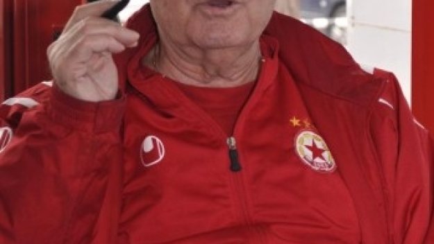 Легенда на ЦСКА разкритикува ръководството заради Коща